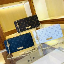 Picture of LV Lady Handbags _SKUfw143259297fw